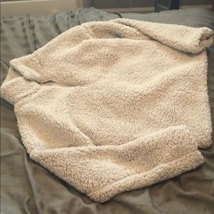 Light gray Sherpa pull over